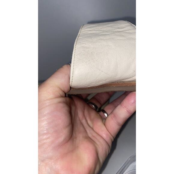 Portland Leather Goods Patina Flat Sandals In Cream Size 10 Pacific Northwest - Picture 9 of 9